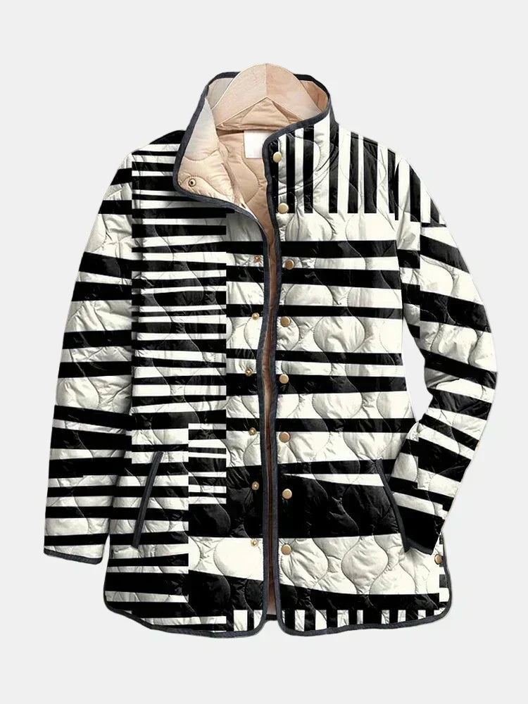Black and White Stripes / 4XL