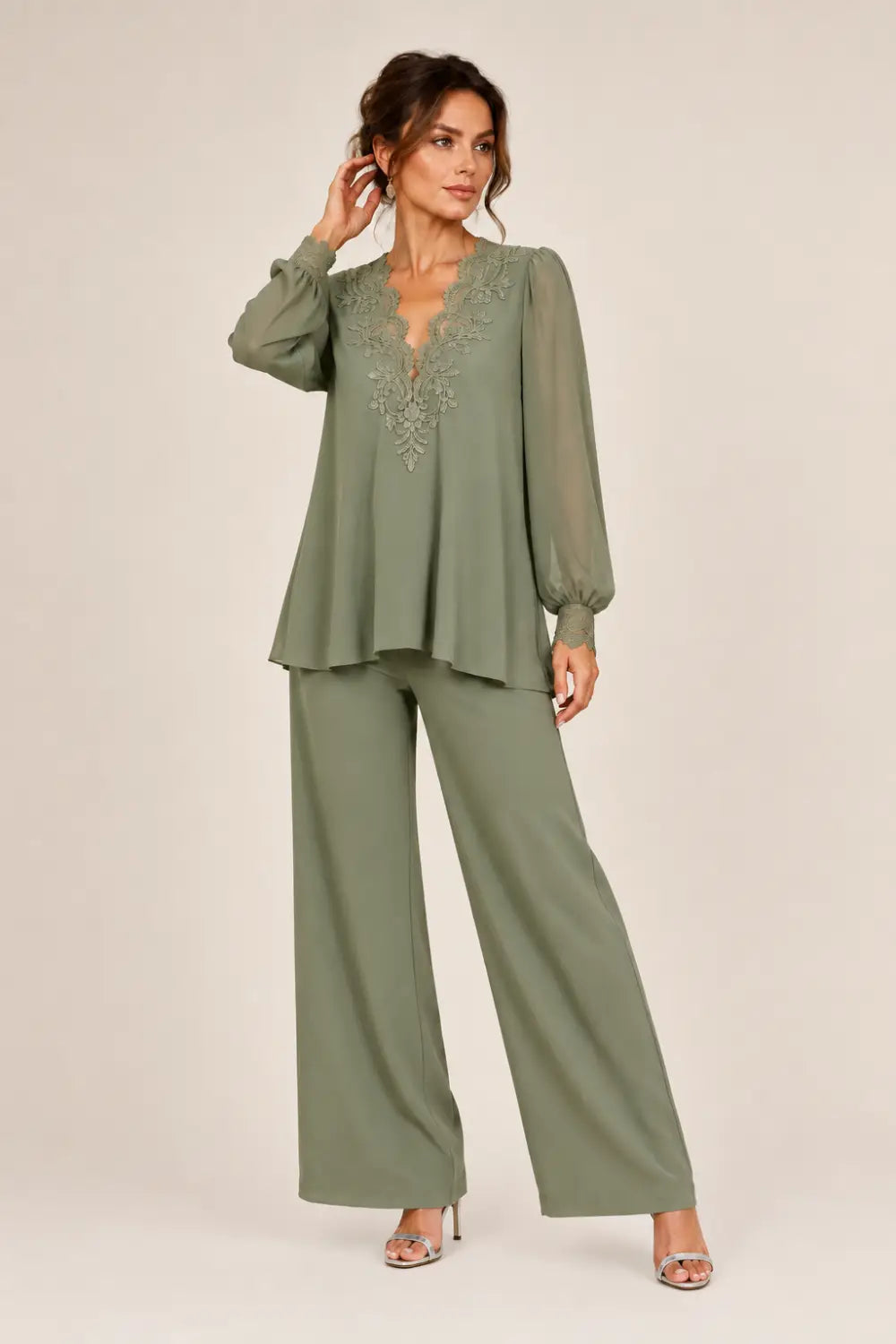 Dusty Sage Green / 5XL